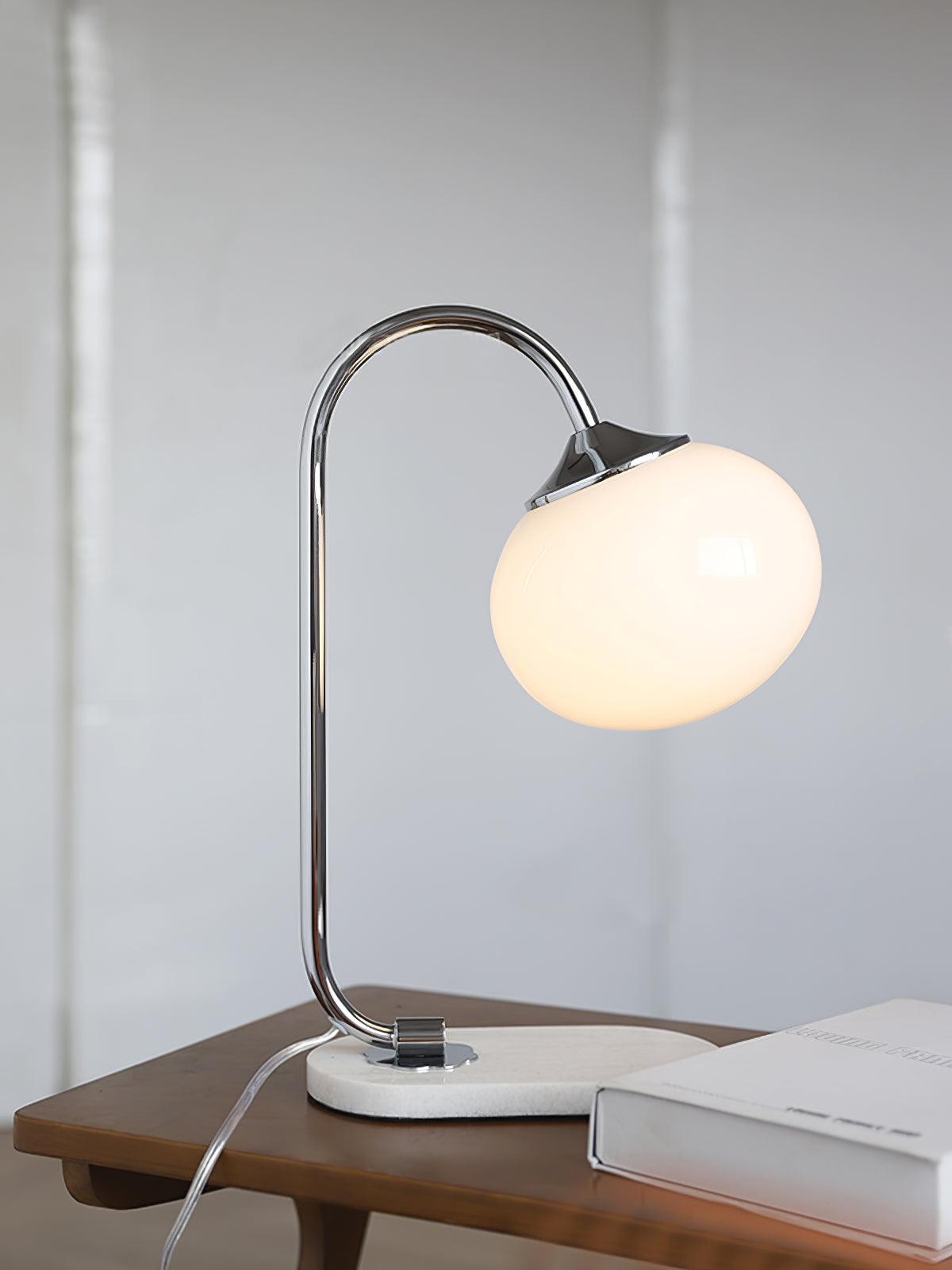 Scandinavische crèmekleurige bal tafellamp voor woonkamer HL597