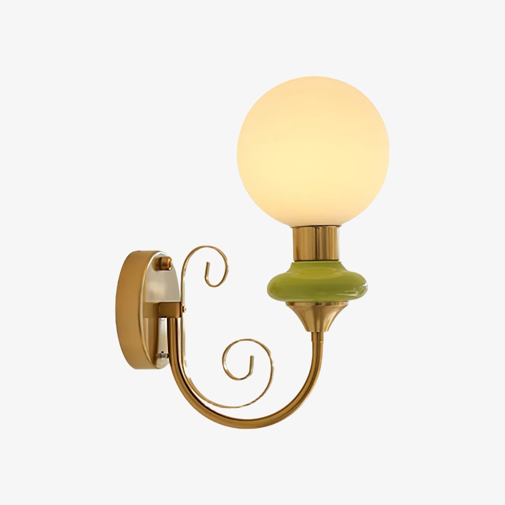 Noirvex Sculpturale Metalen Wandlamp – Elegant Verticaal Ontwerp voor Woonruimtes HL2357