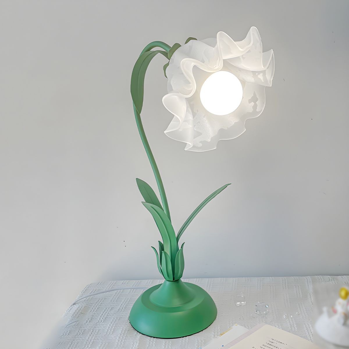 Nordic Lily Flower Tafellamp HL83