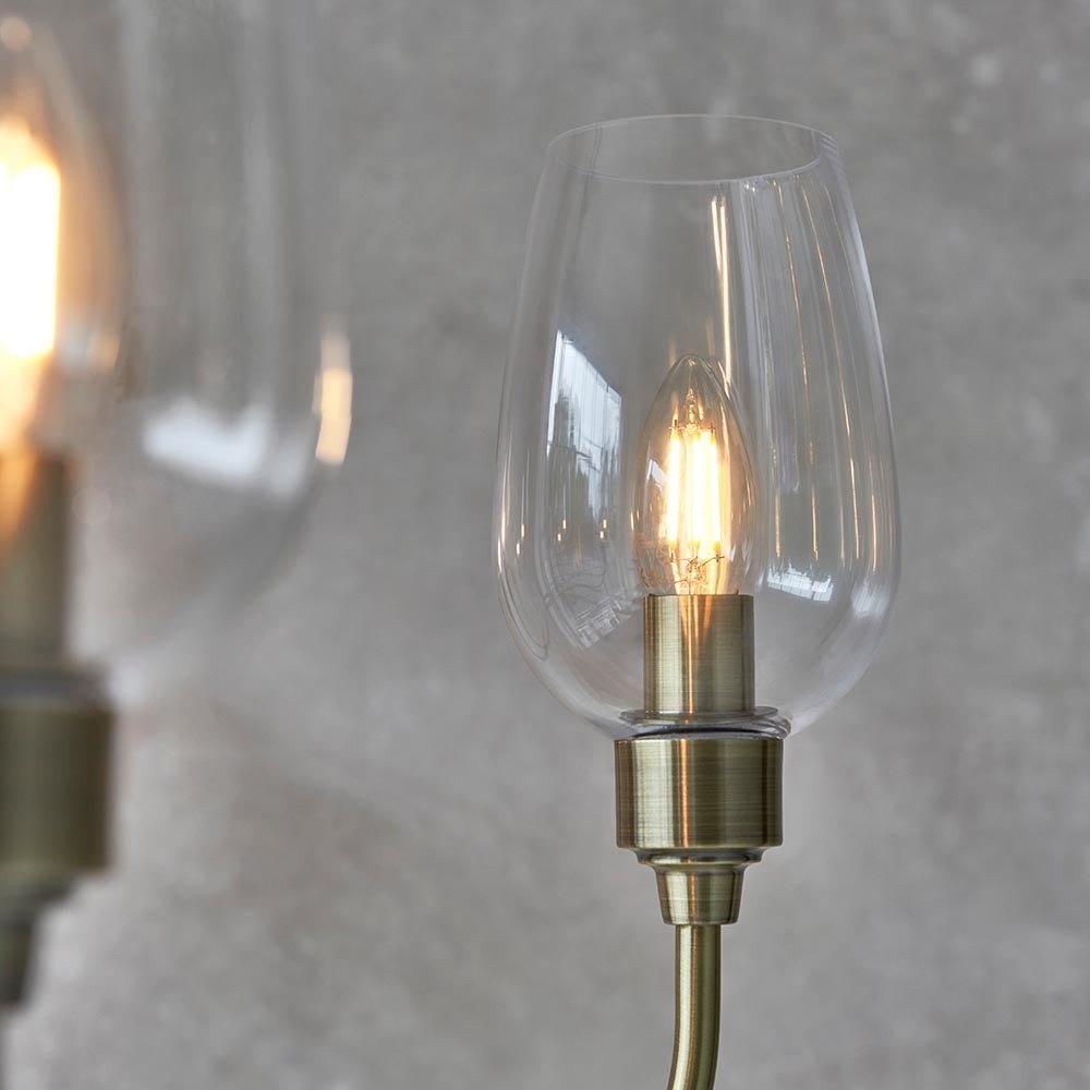 Clarione Art Deco lineaire kroonluchter met 6 lampen en geblazen glazen kappen voor de keuken HL2125