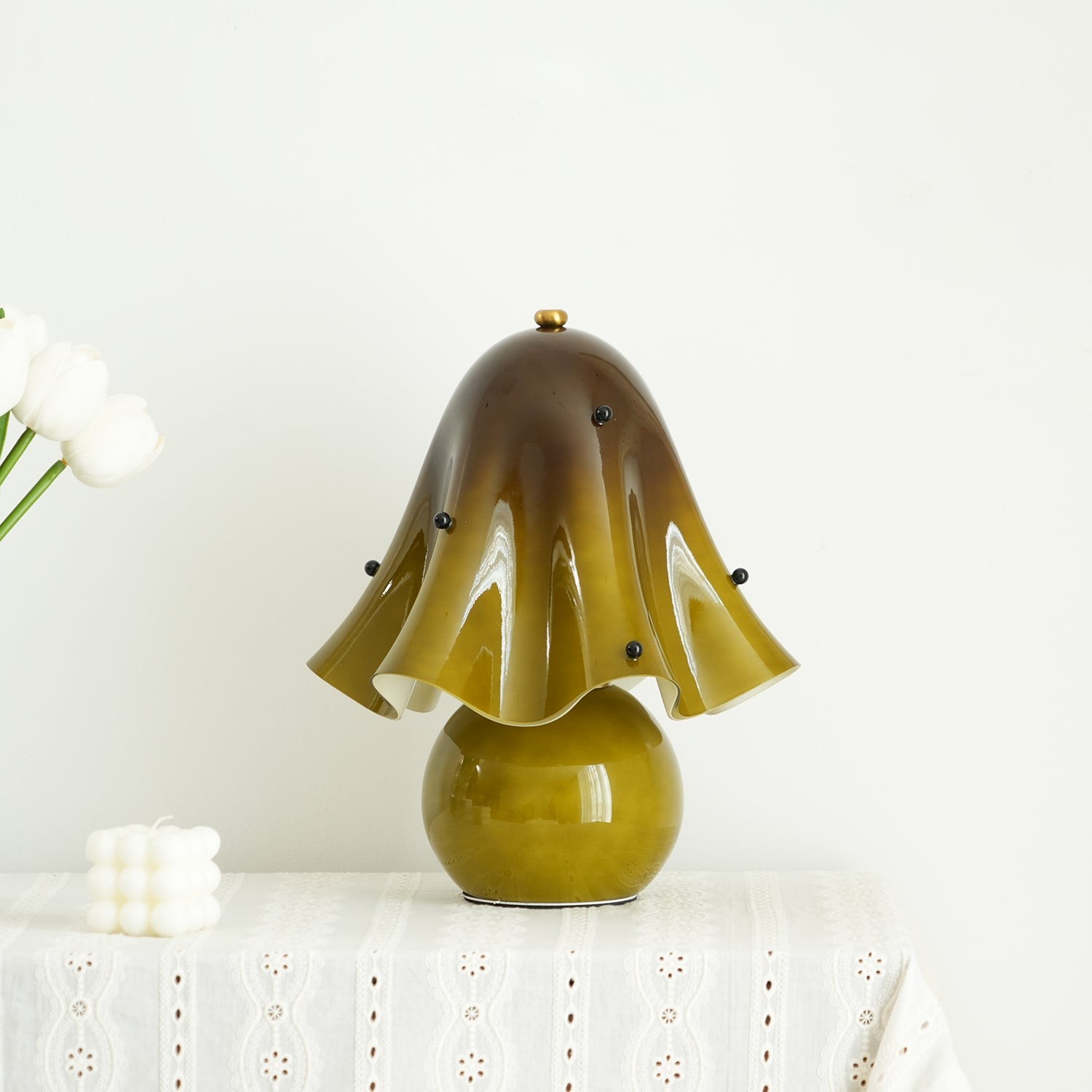 Bellina Decoratieve Tafellamp - Sculpturale Klokvormige Bloemvorm HL1644