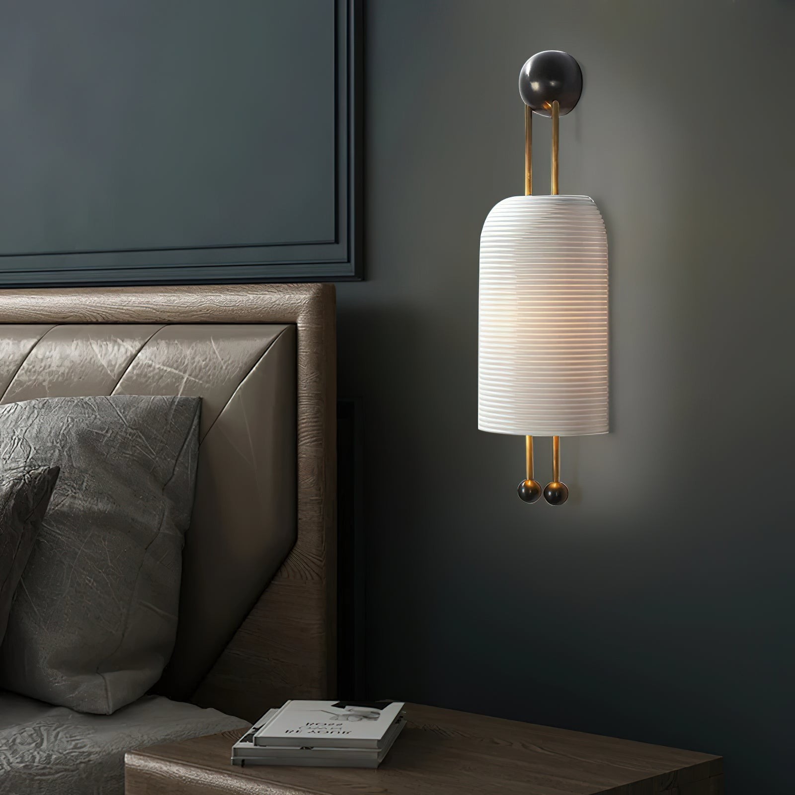 Wandlamp met glazen lantaarn HL3031