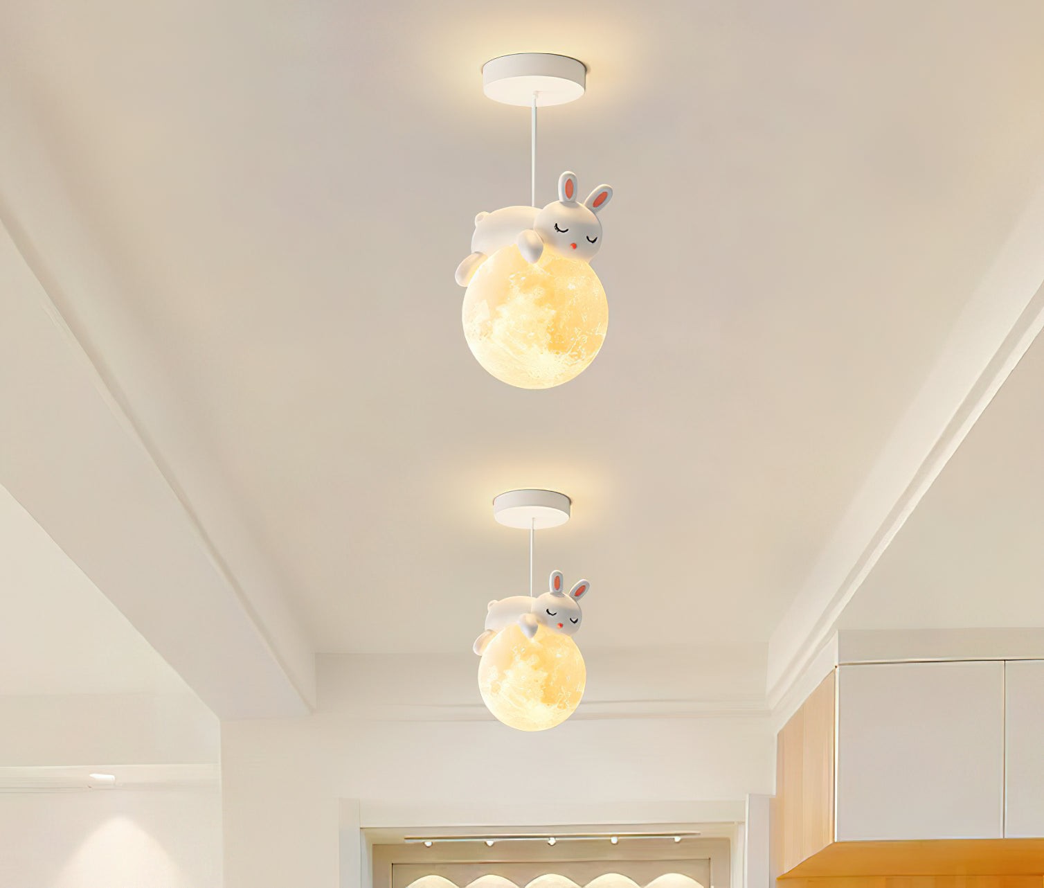 Crèmekleurige hanglamp met dierenmotief HL1189