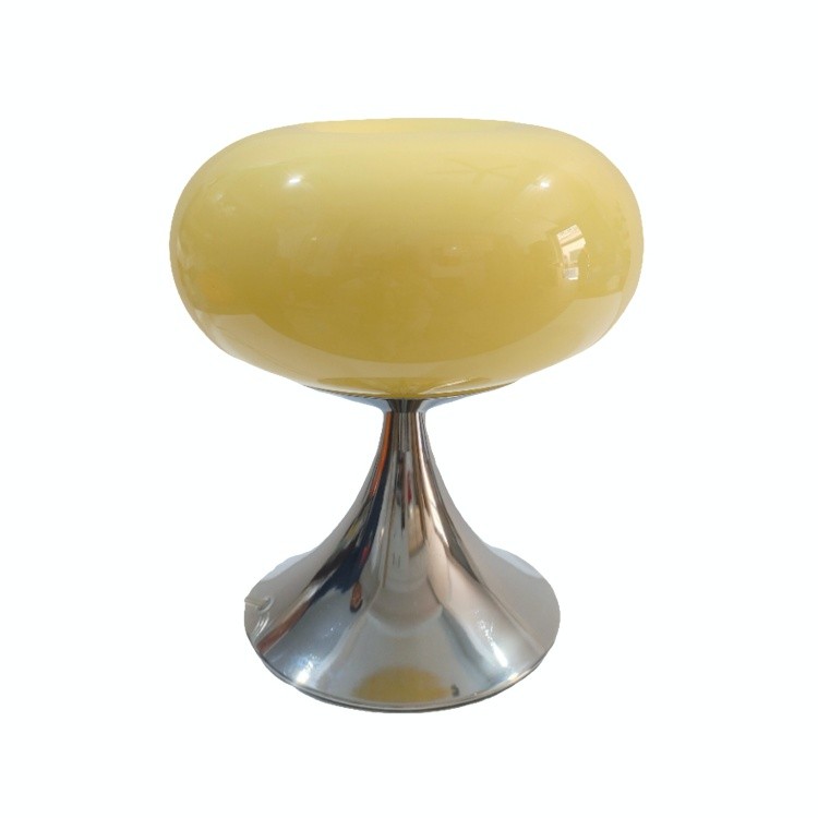 Bauhaus Appelvormige Glazen Tafellamp HL232