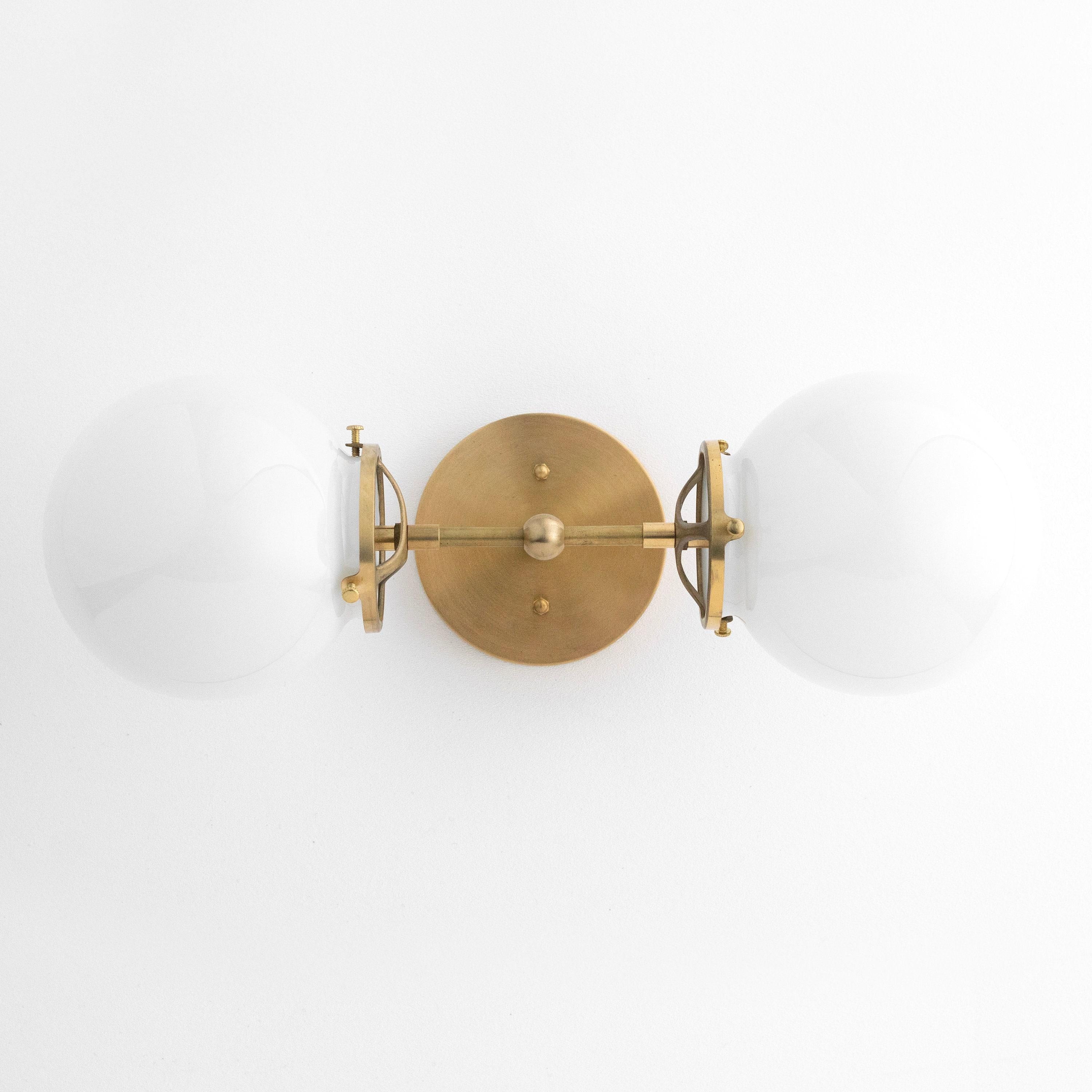 Lumio Globe Art Deco Badkamerlamp - Opaal Globe Badkamerlamp HL1682