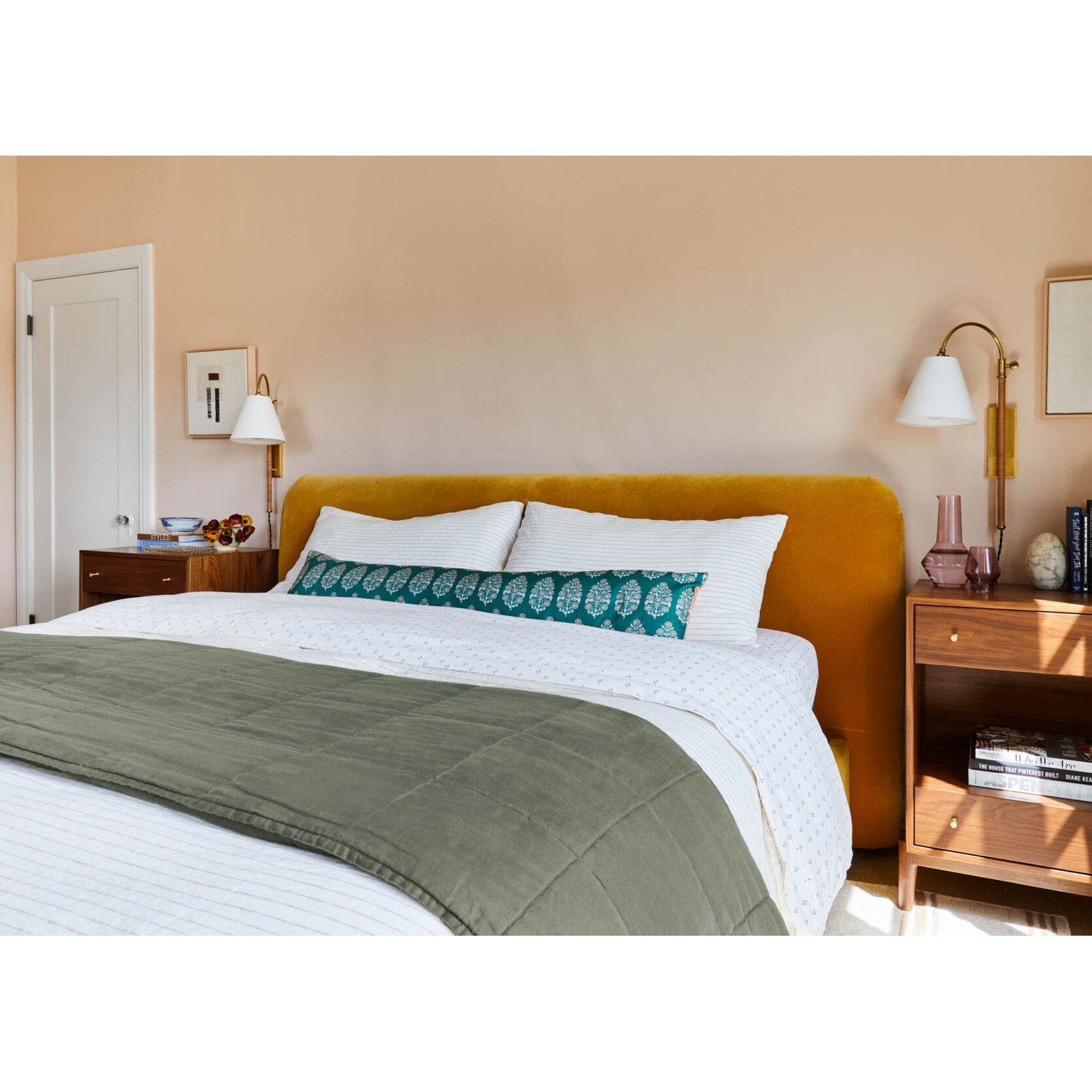 Curves Plug-In Wandlamp HL3148