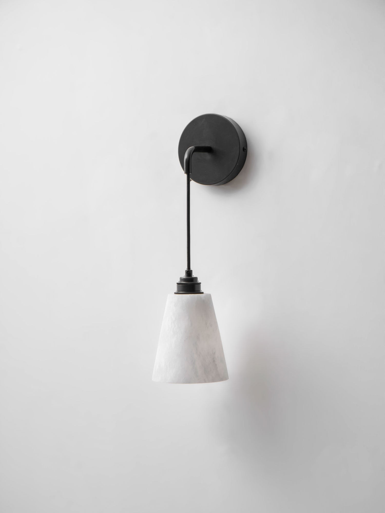 Druppelvormige alabaster wandlamp HL2956