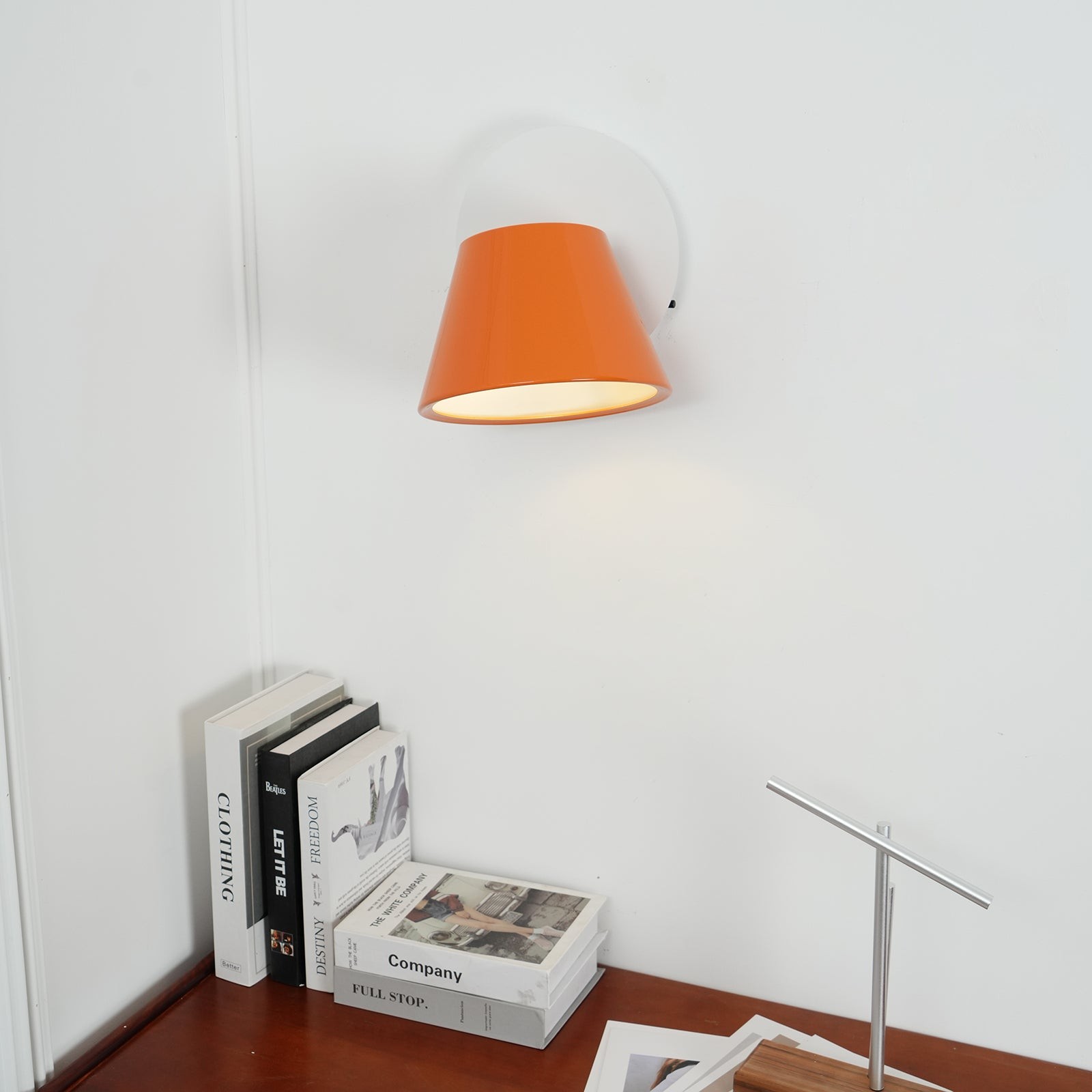 Eenvoudige leeslamp voor aan het bed in de slaapkamer HL478