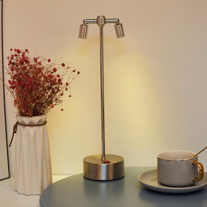 Minimalistische Industriële Metalen Tafellamp HL20
