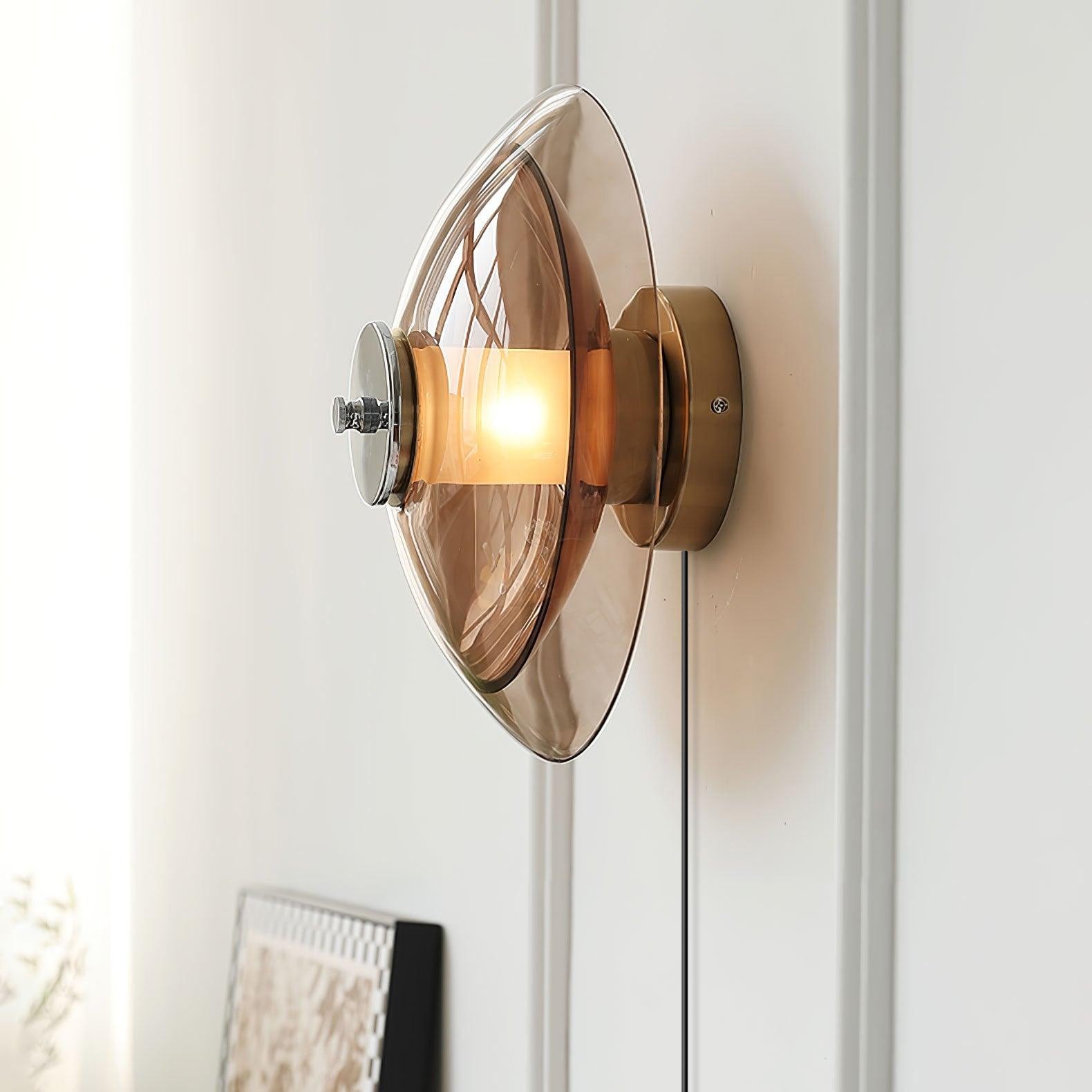 Vliegende Schotel Plug-in Wandlamp HL425