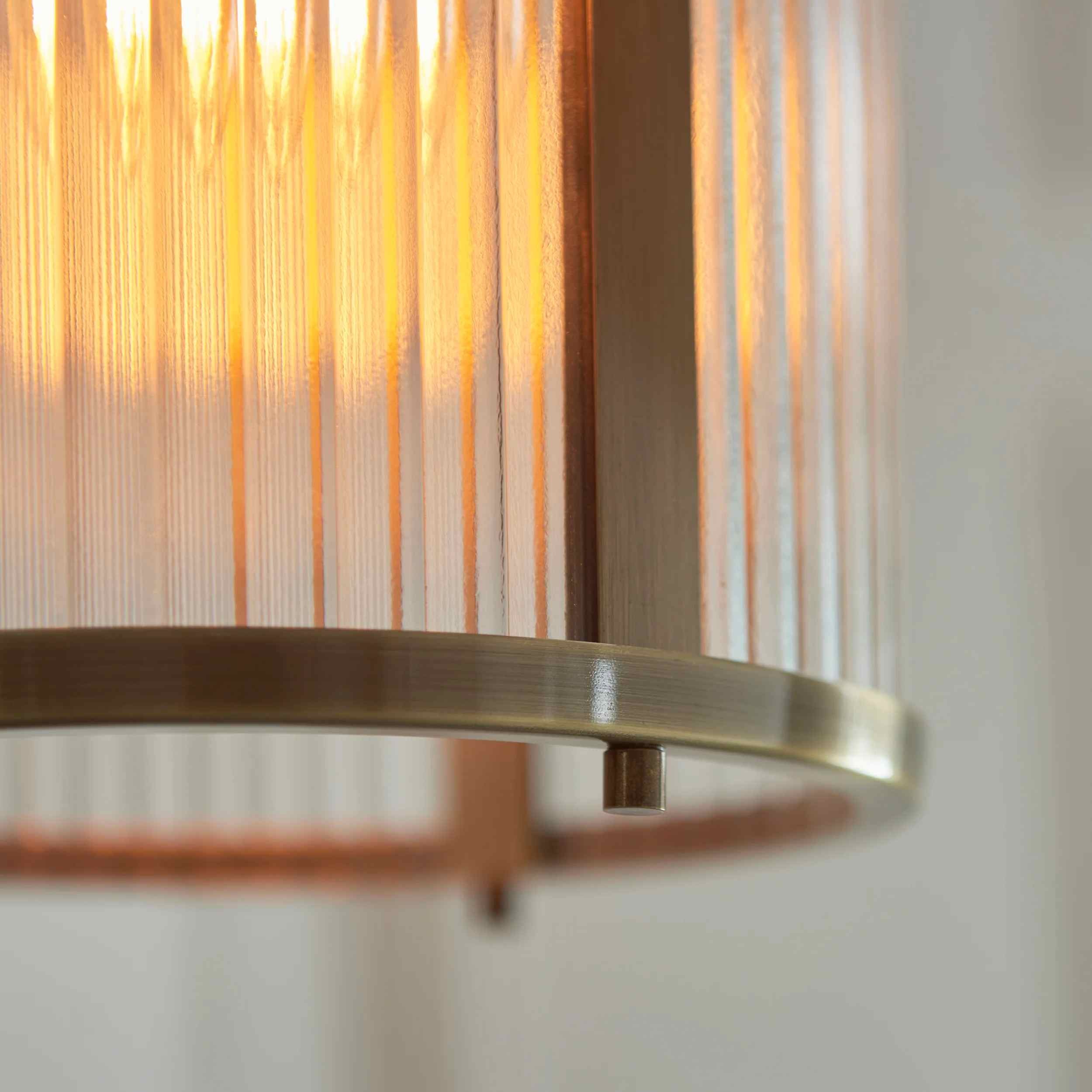 RibGlow Hanglamp met geribbeld glas - Hanglamp in antieke stijl voor de eetkamer HL2044