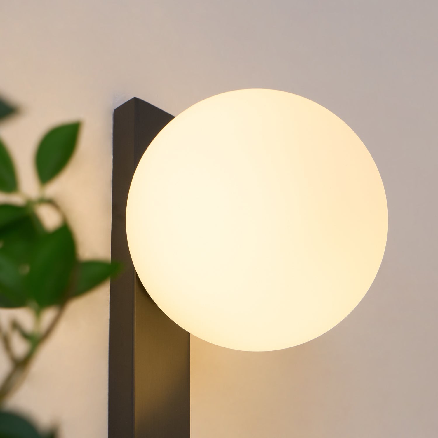 Circ 3720 Wandlamp HL1177