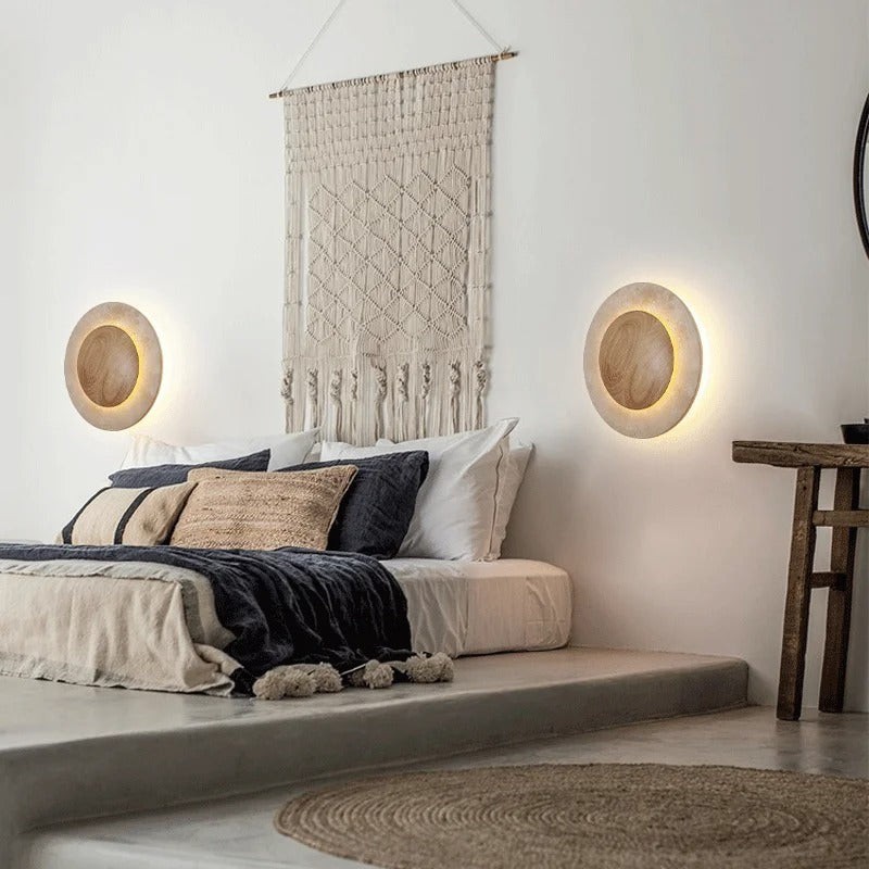 Ronde wandlamp van travertijnhout HL3433