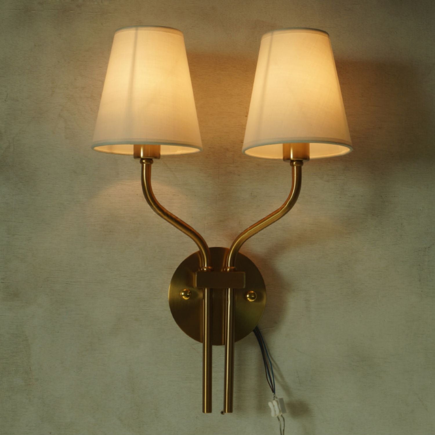 Safavieh Ezra wandlamp HL3041