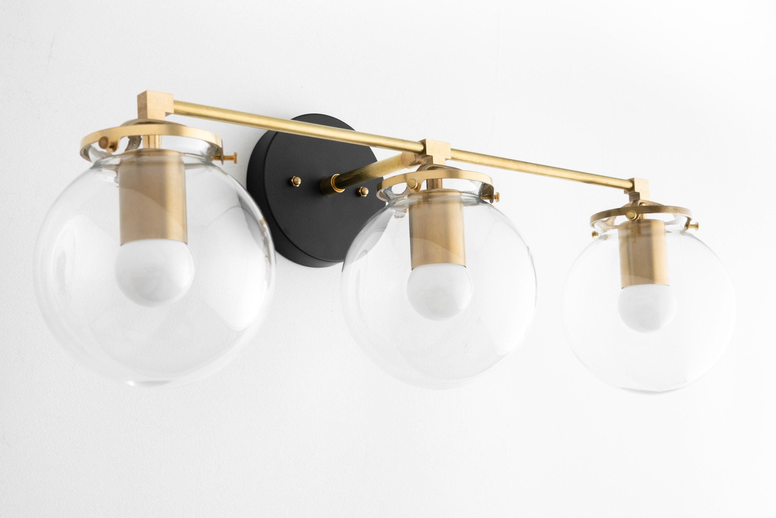 Glorica Glass 3 Shade Globe Vanity Light - Zachte badkamerlamp HL1691