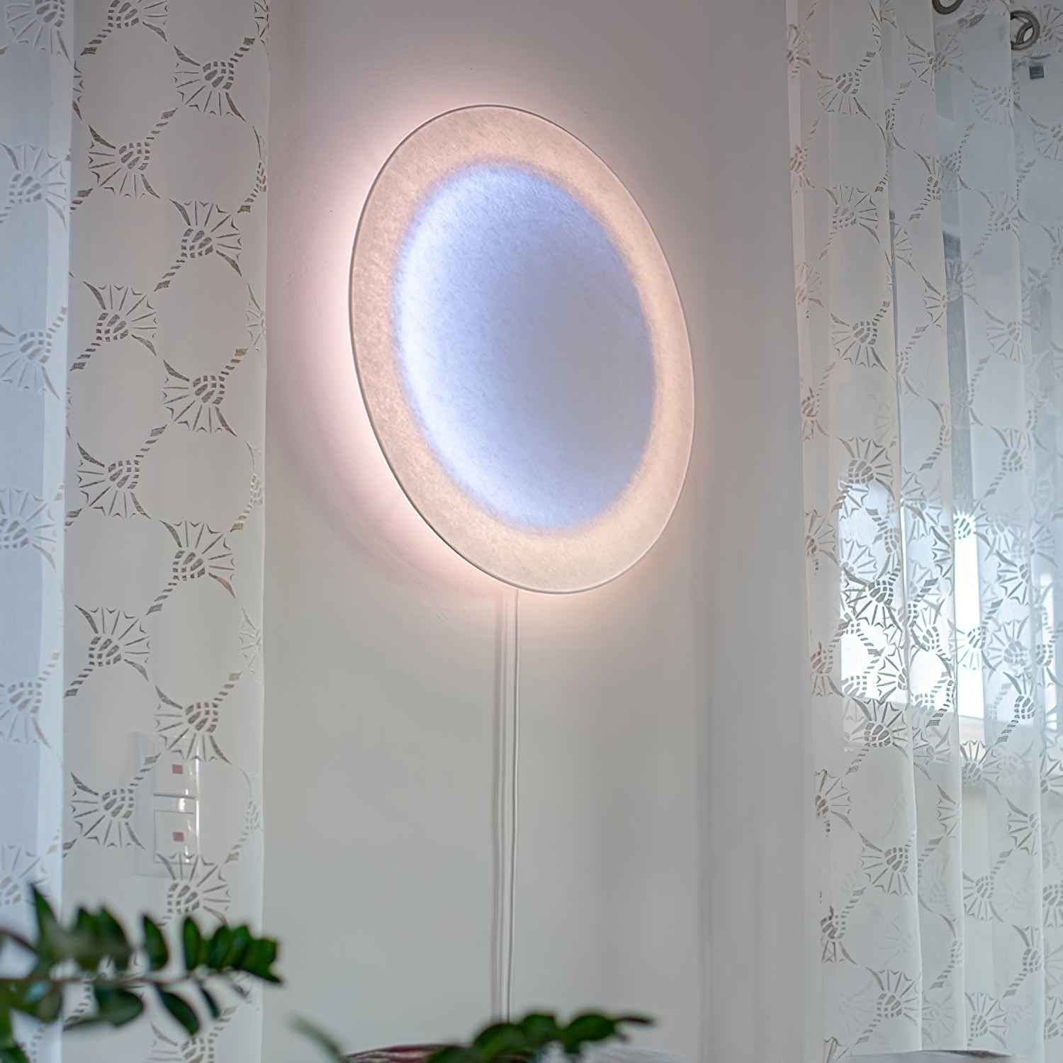 Moderne eenvoudige plug-in ronde wandlamp HL949