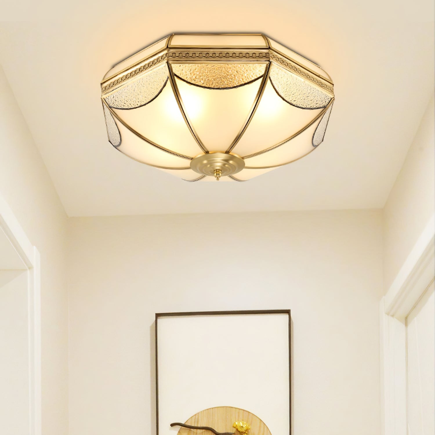 Plafondlamp in de vorm van een koepel in pakhuisvorm HL834