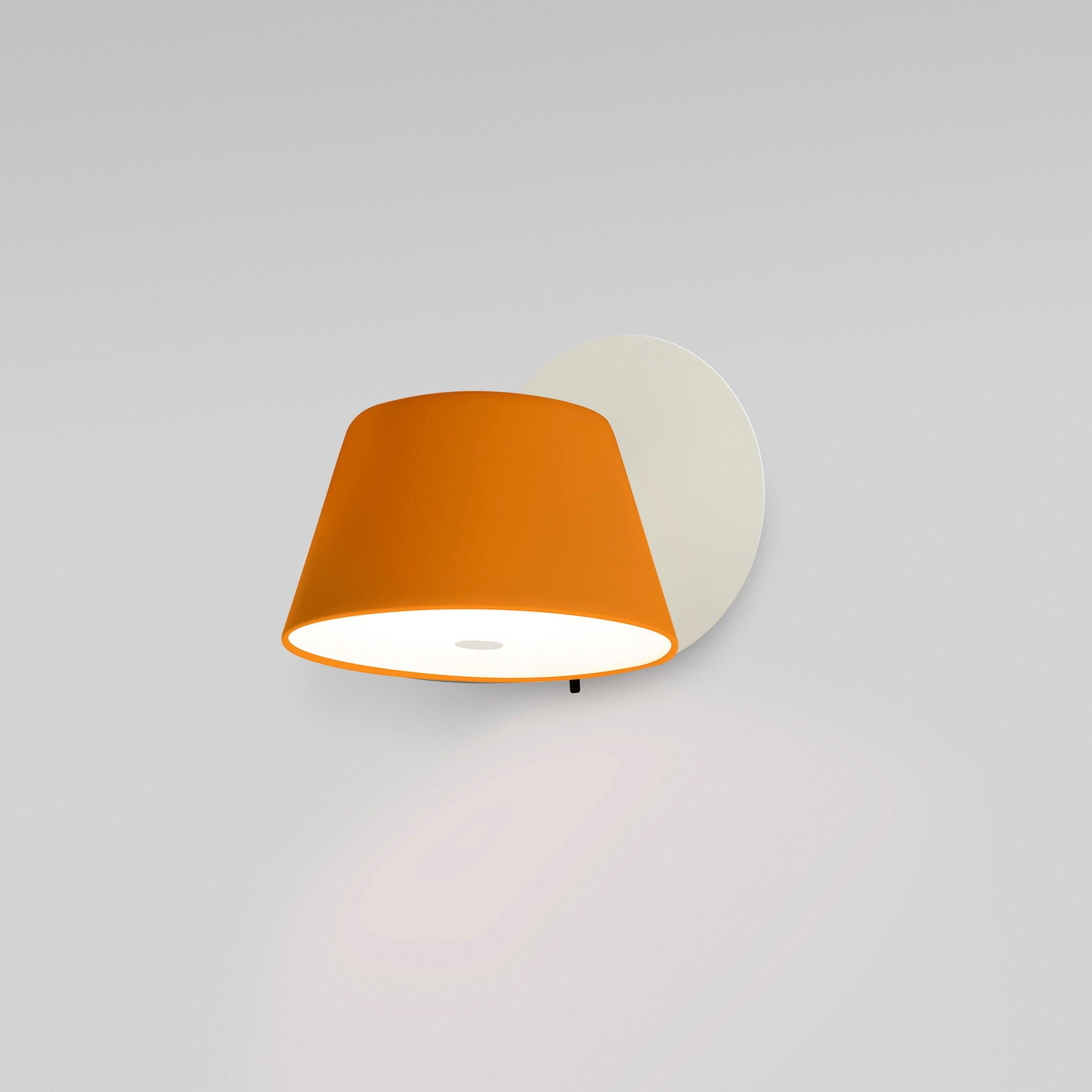 Eenvoudige leeslamp voor aan het bed in de slaapkamer HL478