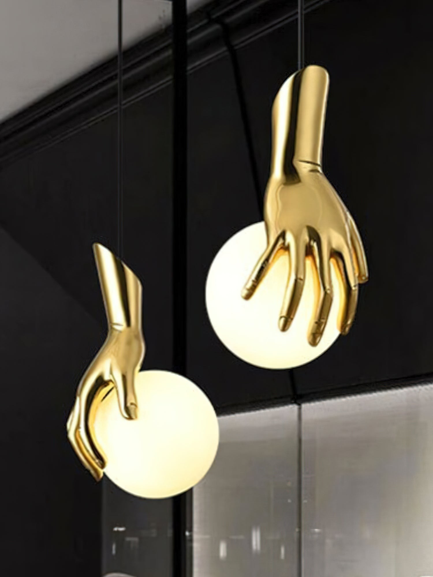 Hanglamp met bolvormige hand en hand HL3004