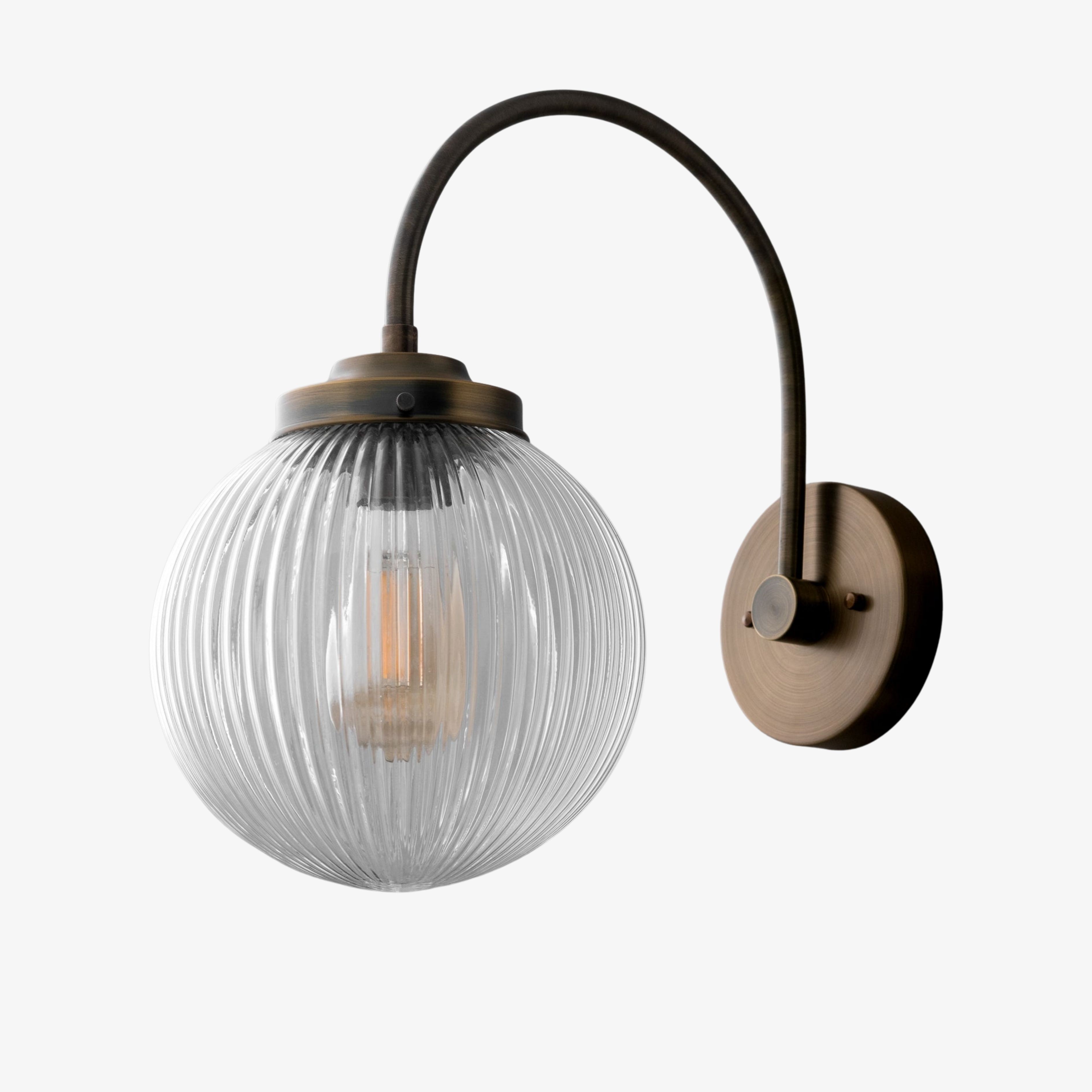 Glorica glazen wandlamp van verouderd messing - geribbelde glazen kap industriële stijl verlichting HL1772
