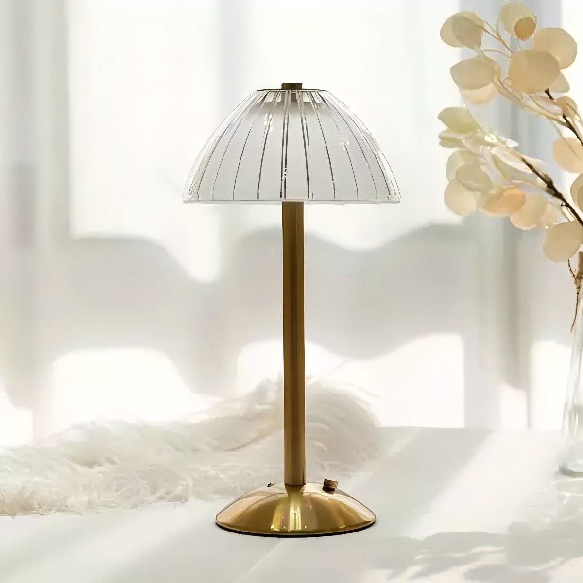 Luxe messing design draadloze tafellamp HL307