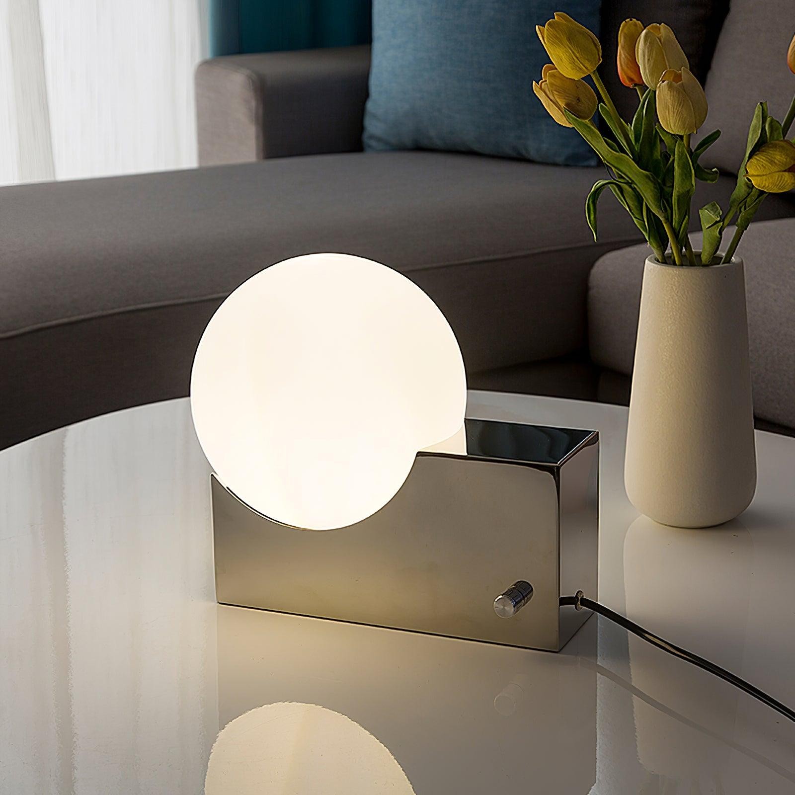 Geometrische lampenvoet glazen bol tafellamp HL523