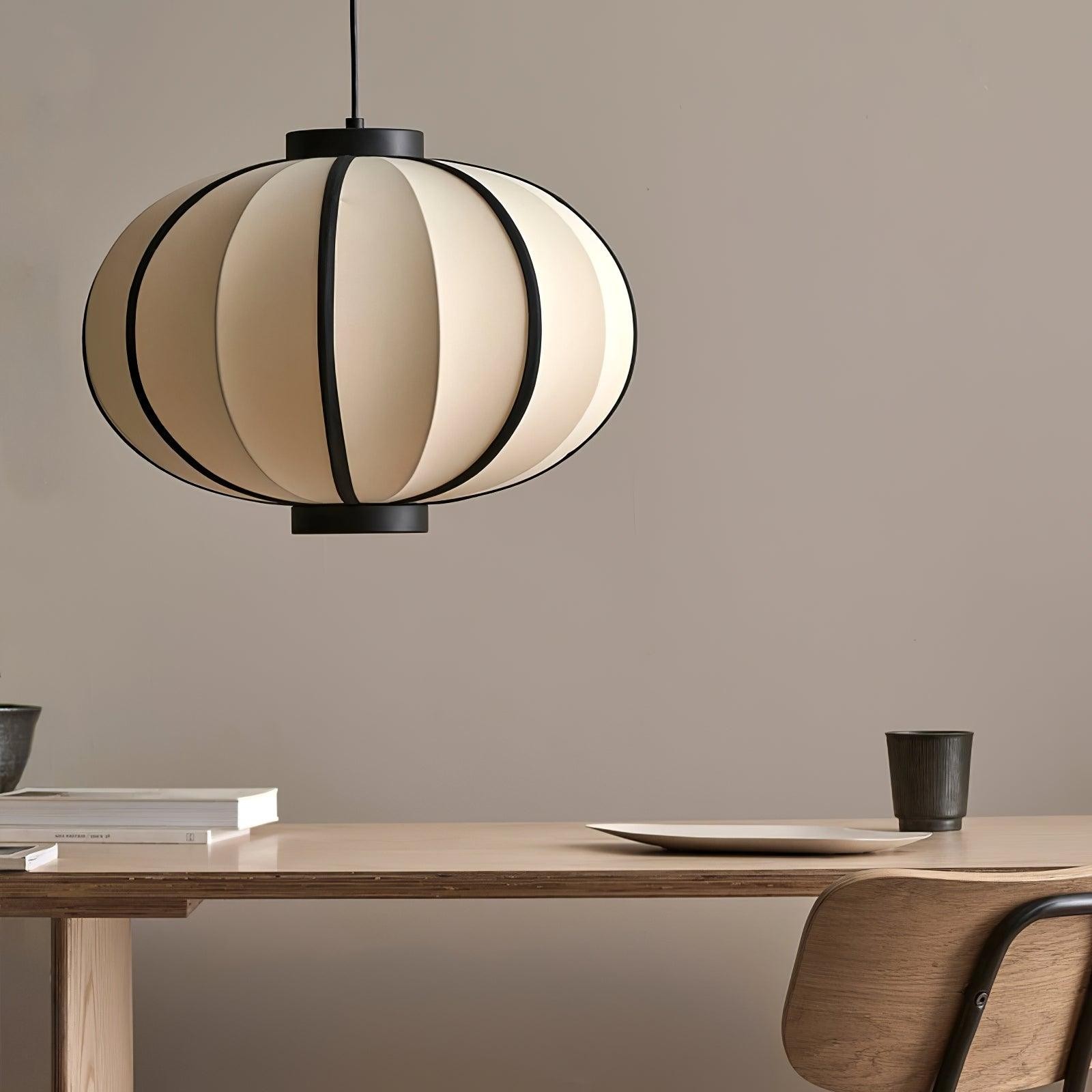 Minimalistische zwart-witte lantaarn hanglamp HL816