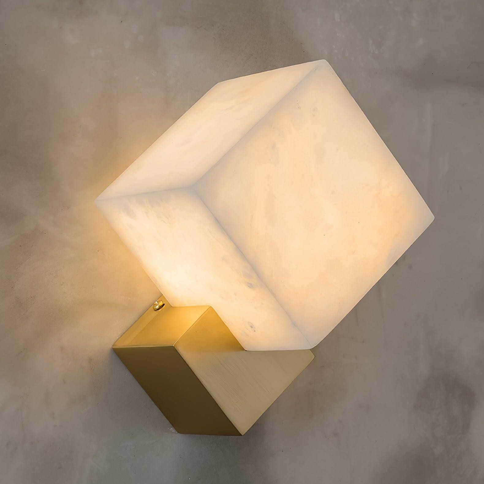 Blokvormige alabaster wandlamp HL2940