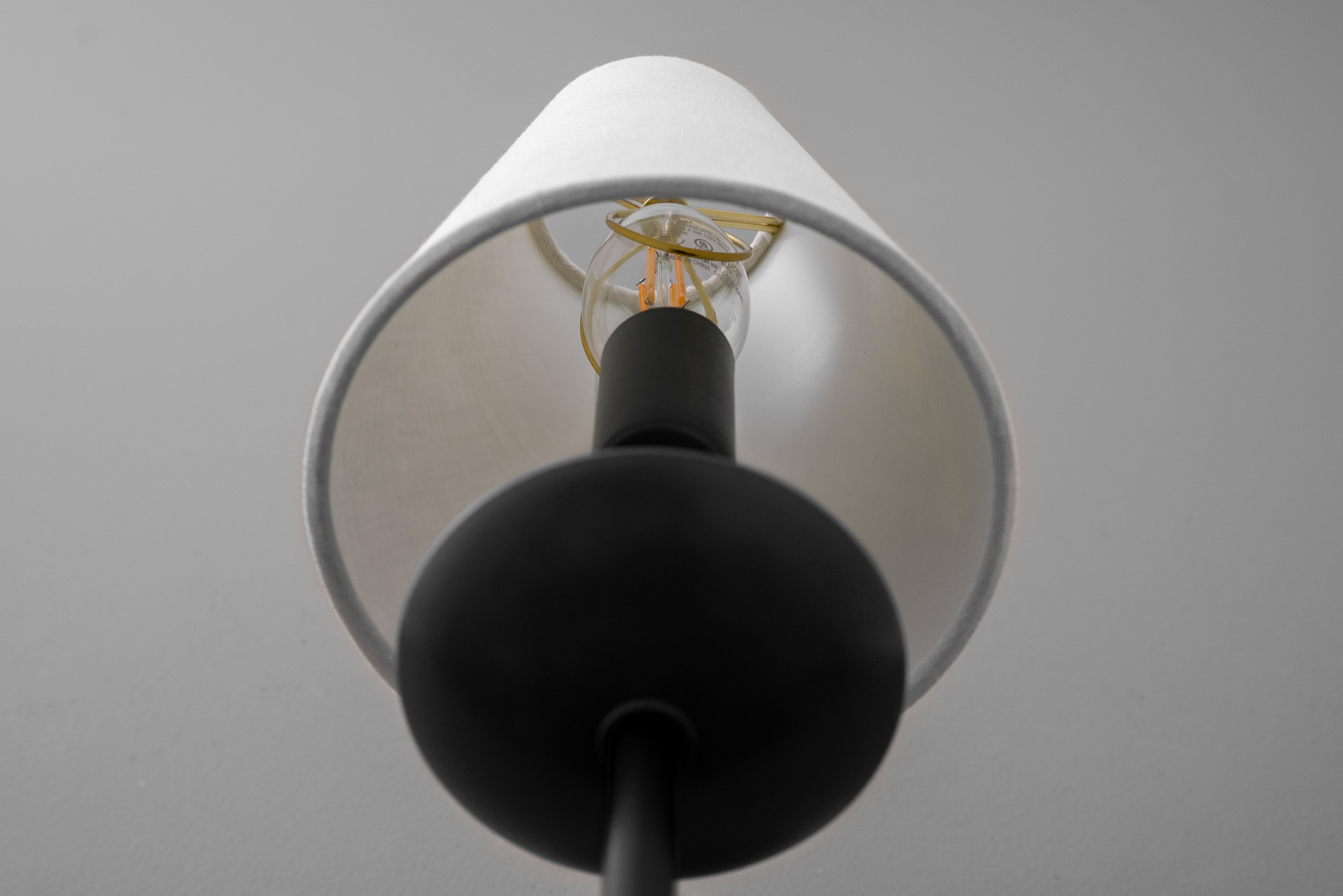 Curva Metalen Witte Linnen Wandlamp - Klassieke Messing Wandlamp voor Slaapkamers HL1760