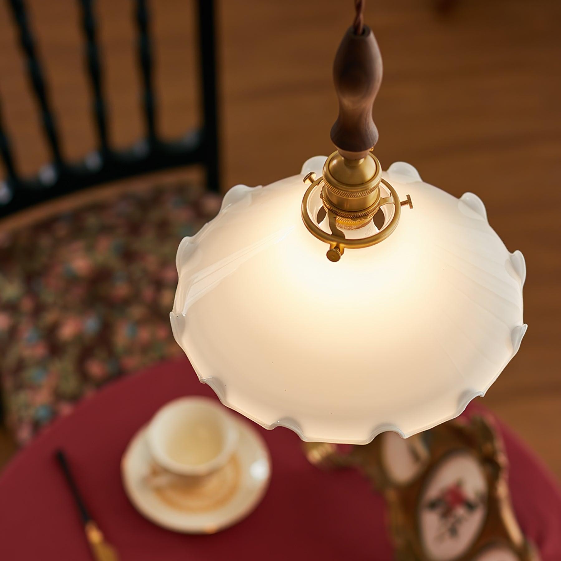 Vintage witte glazen hanglamp met rok HL428