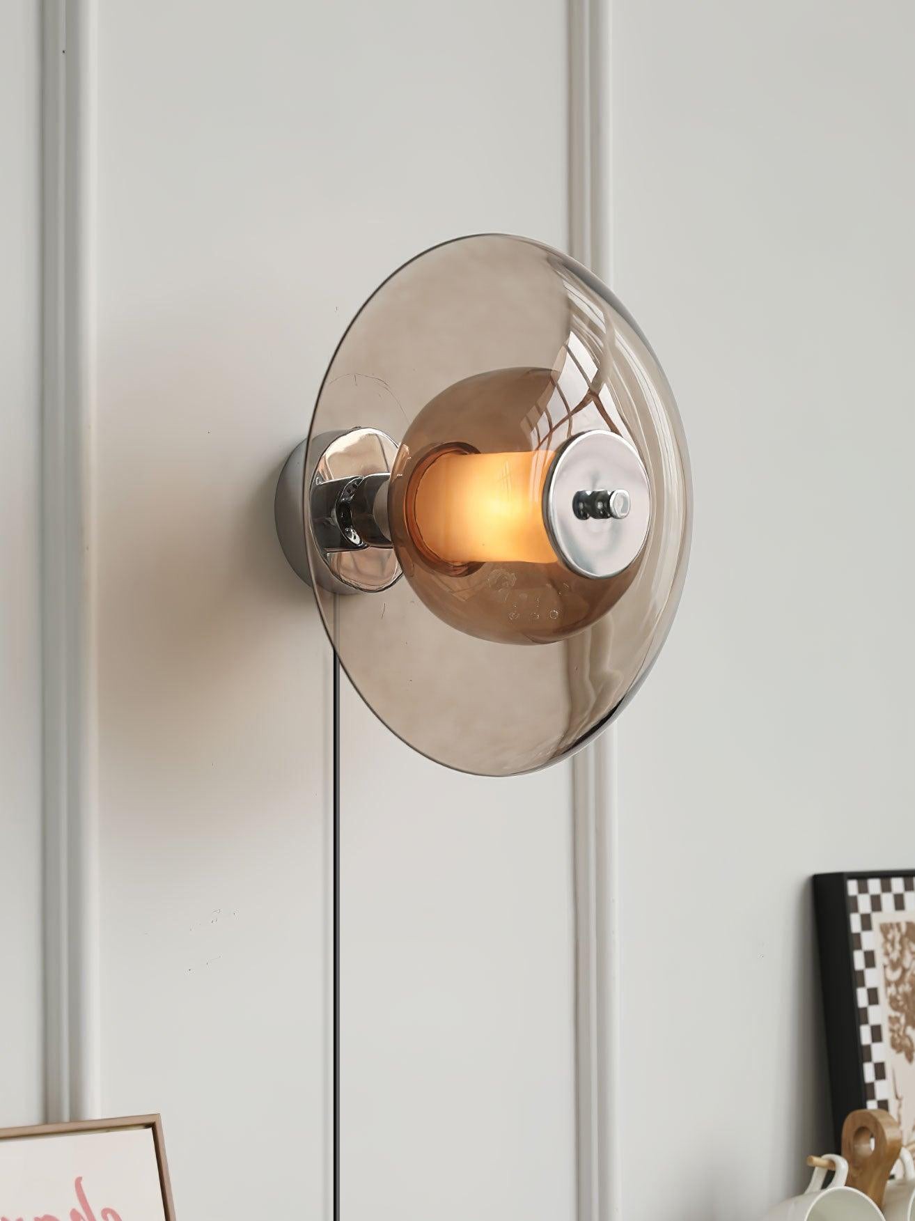 Vliegende Schotel Plug-in Wandlamp HL425