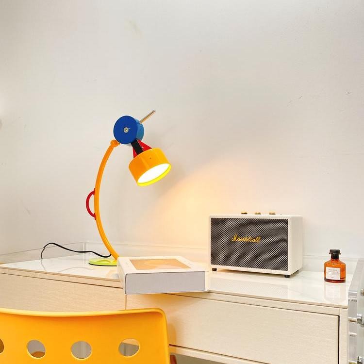 Creatieve kleurrijke geometrische tafellamp voor kinderkamer HL131