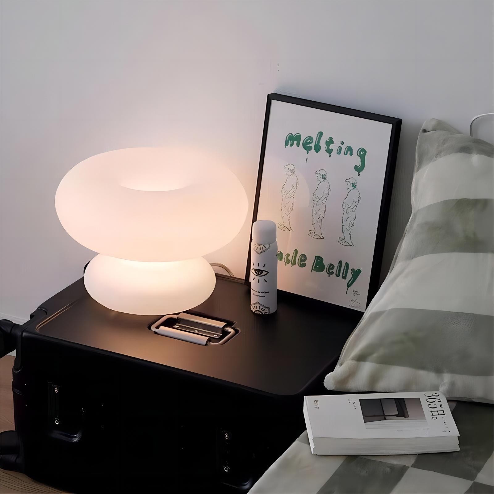 Wit glazen paddenstoel donut Bauhaus tafellamp HL102