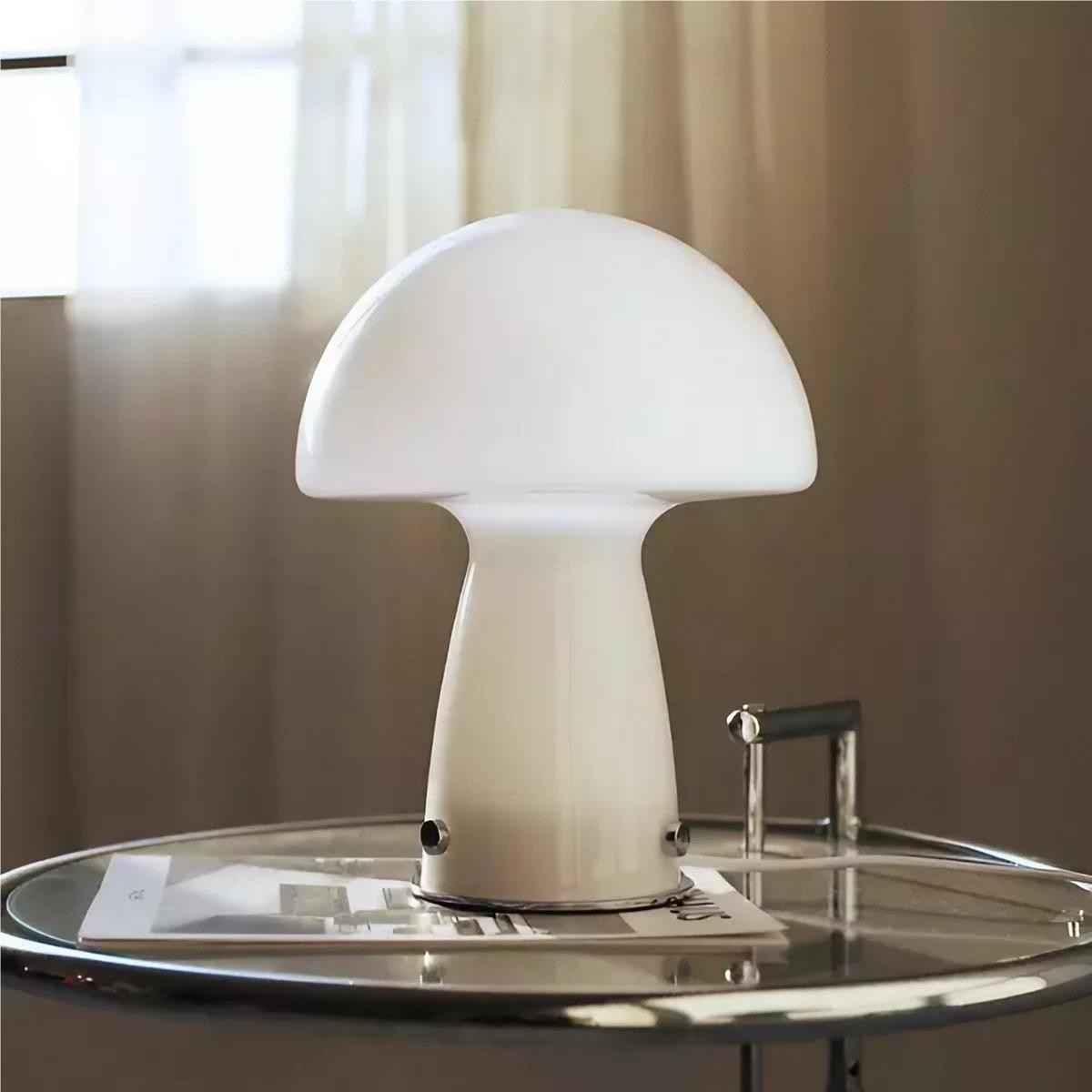 Deense Bauhaus glazen paddestoel tafellamp HL187
