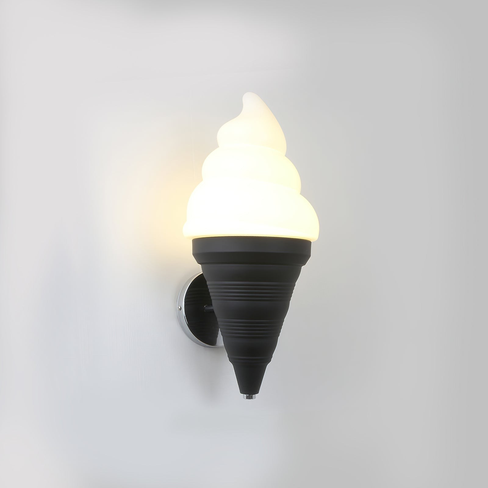 Eenvoudige ijsjeswandlamp HL1186