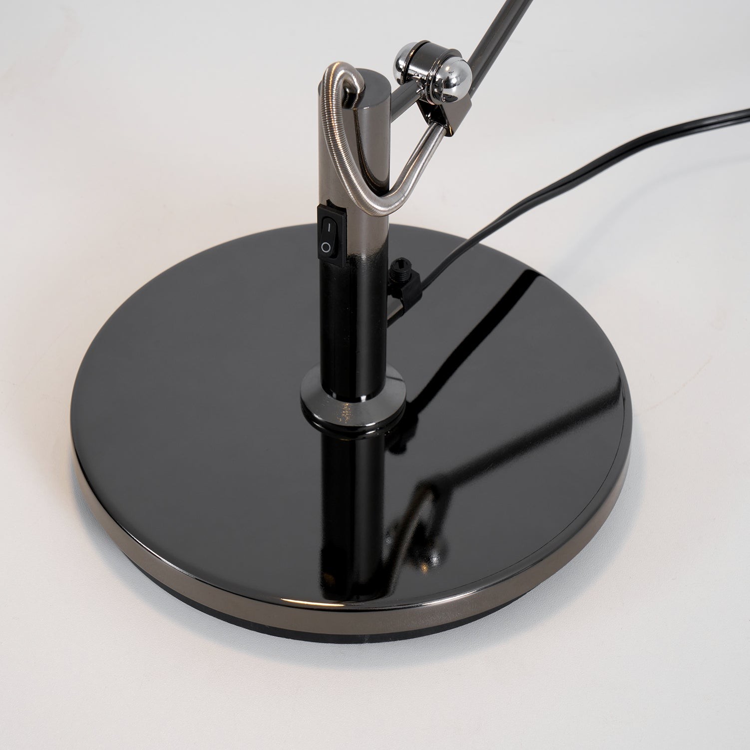 Verstelbare zwarte bureaulamp HL2925
