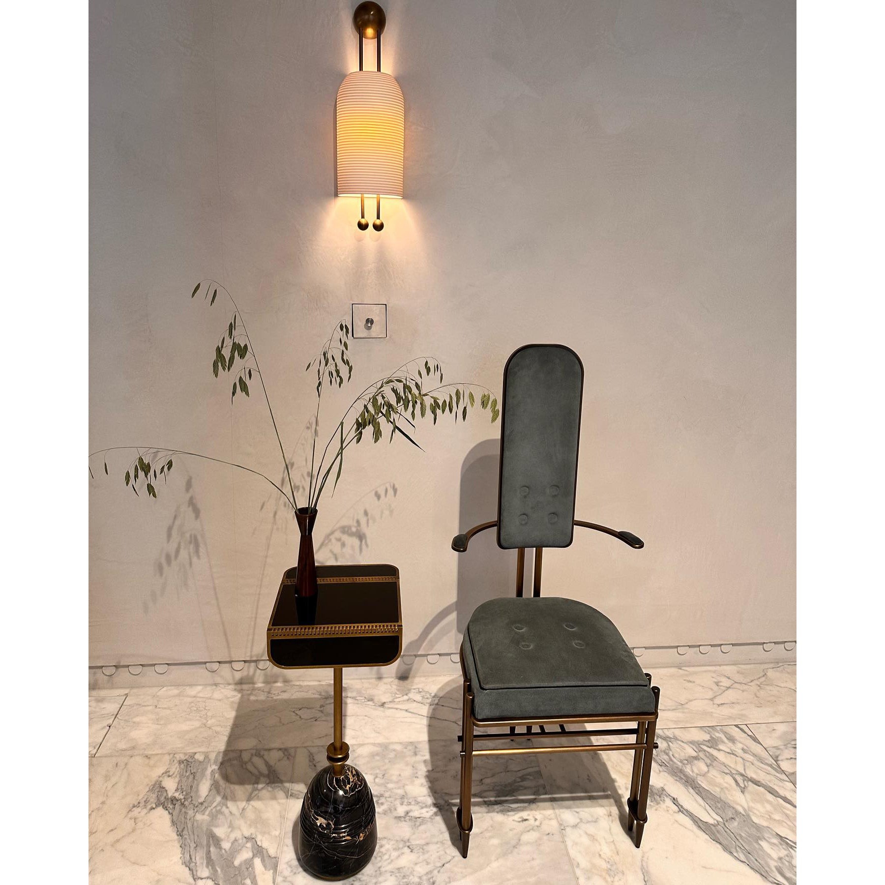 Wandlamp met glazen lantaarn HL3031