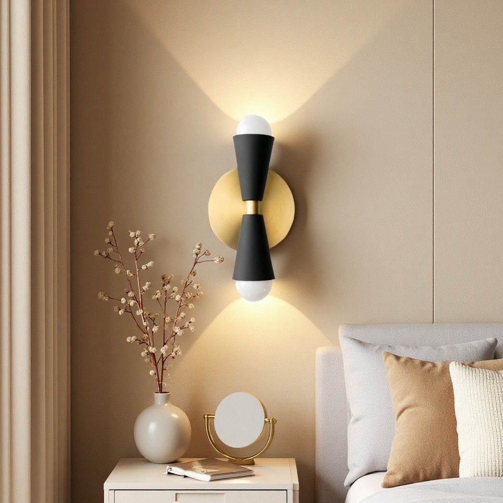 Rustieke messing wandlamp - kegelvormige striklamp voor boerderij HL1093