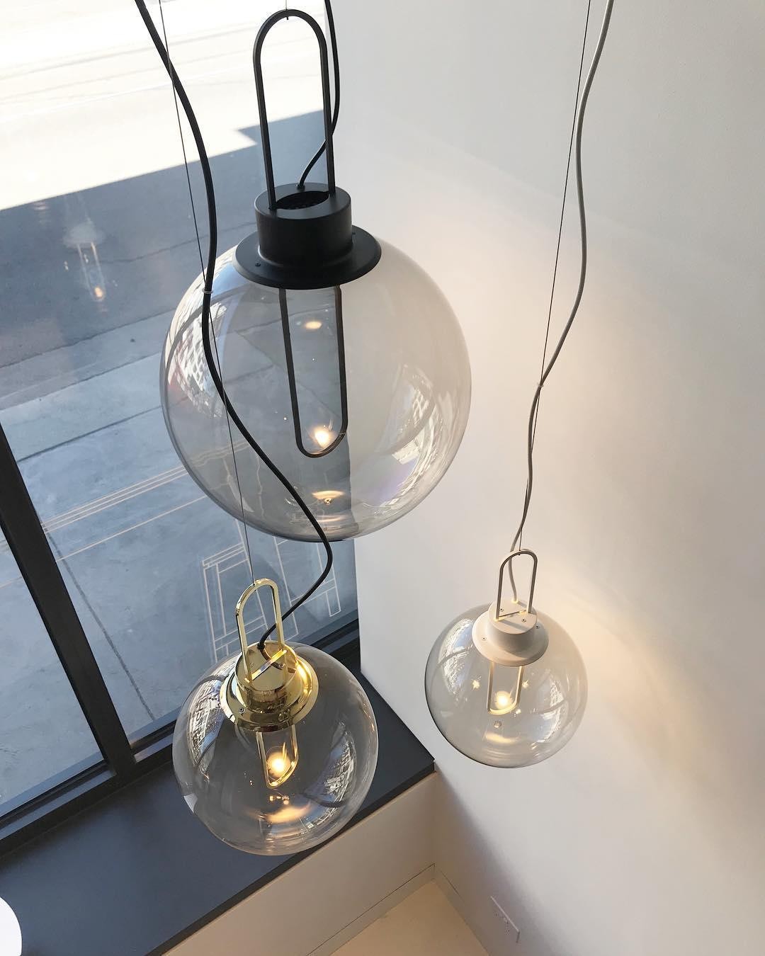 Hanglamp in bolvorm van helder glas HL651