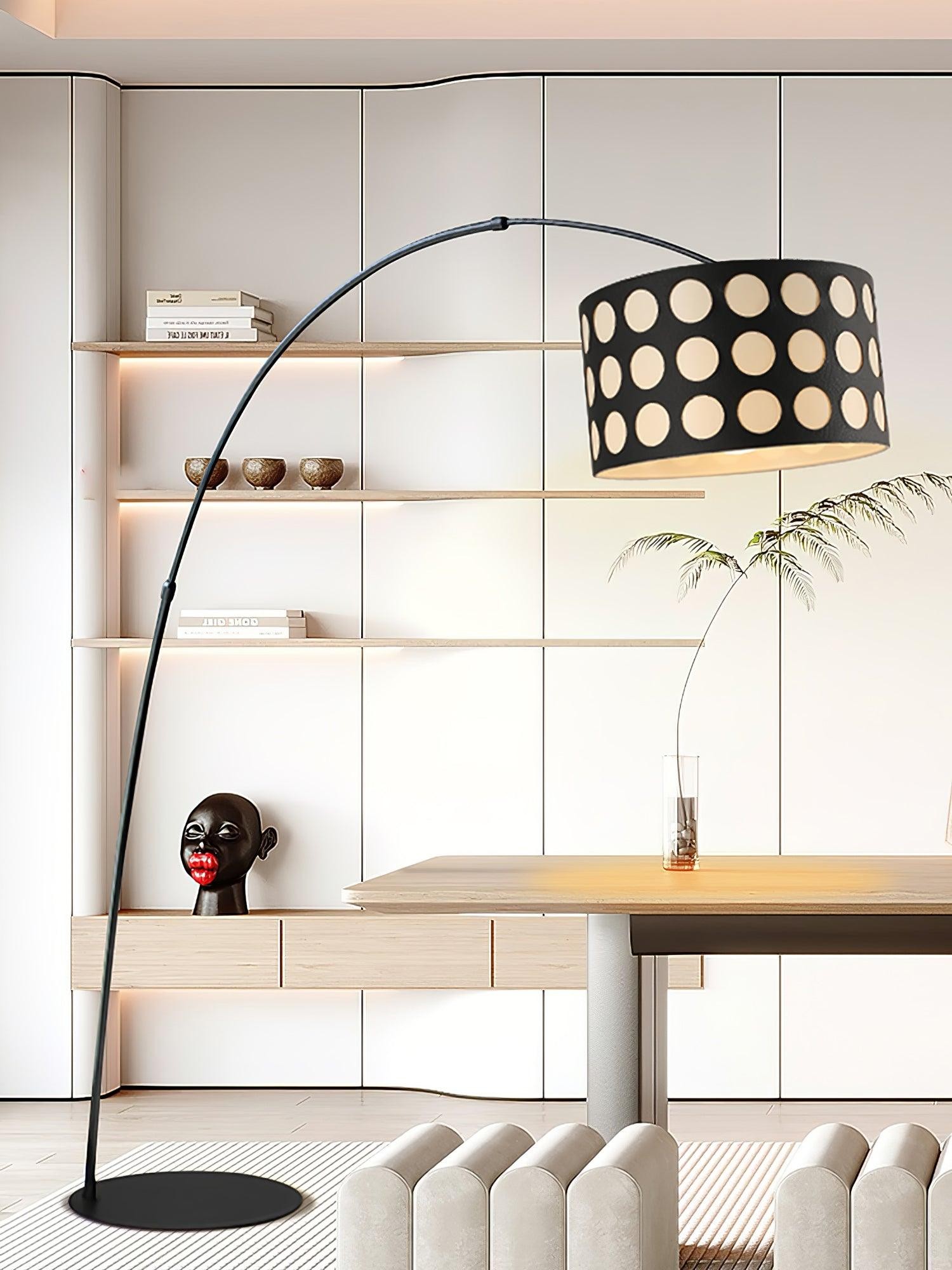 Moderne stoffen vloerlamp met stippenboog HL1119