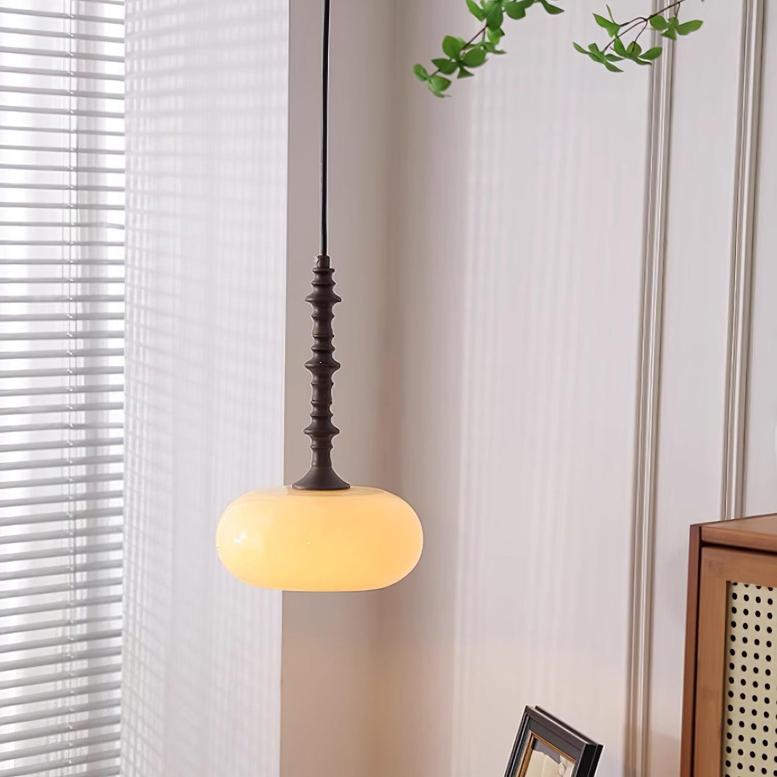 Moderne eenvoudige crèmekleurige gladde kleine hanglamp HL451