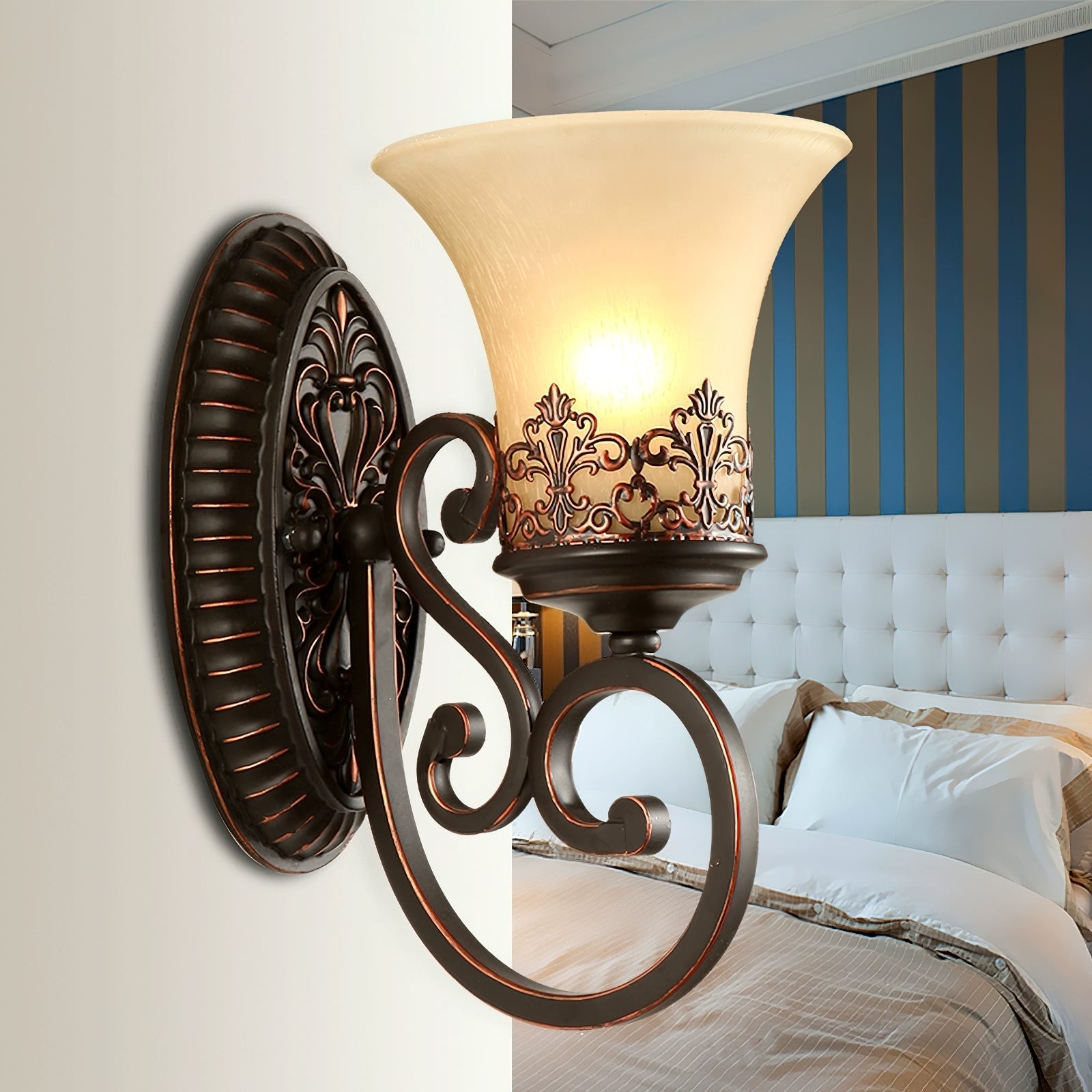 Grote Zwarte Baard Wandlamp HL1159