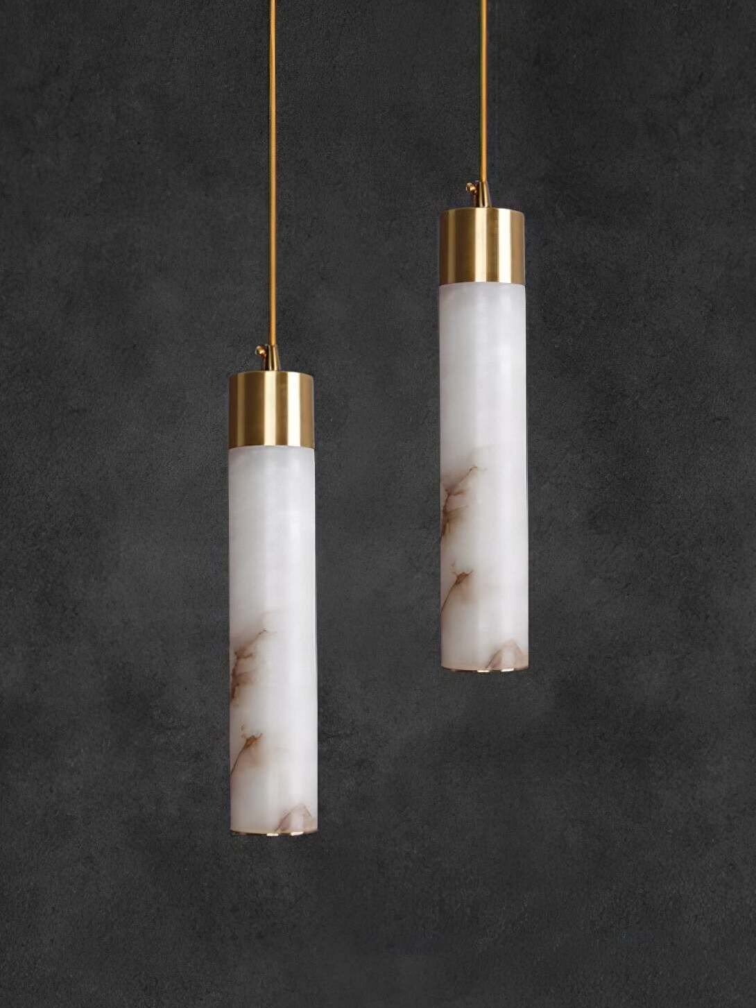 Hanglamp van natuurlijk getextureerd marmer en messing HL1060