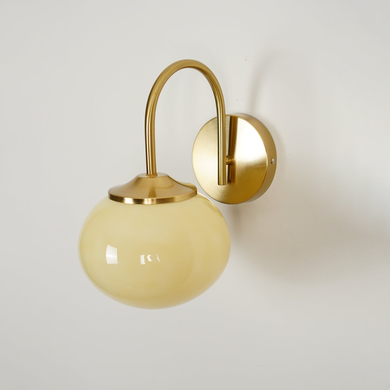 Traditionele ronde klassieke wandlamp HL598