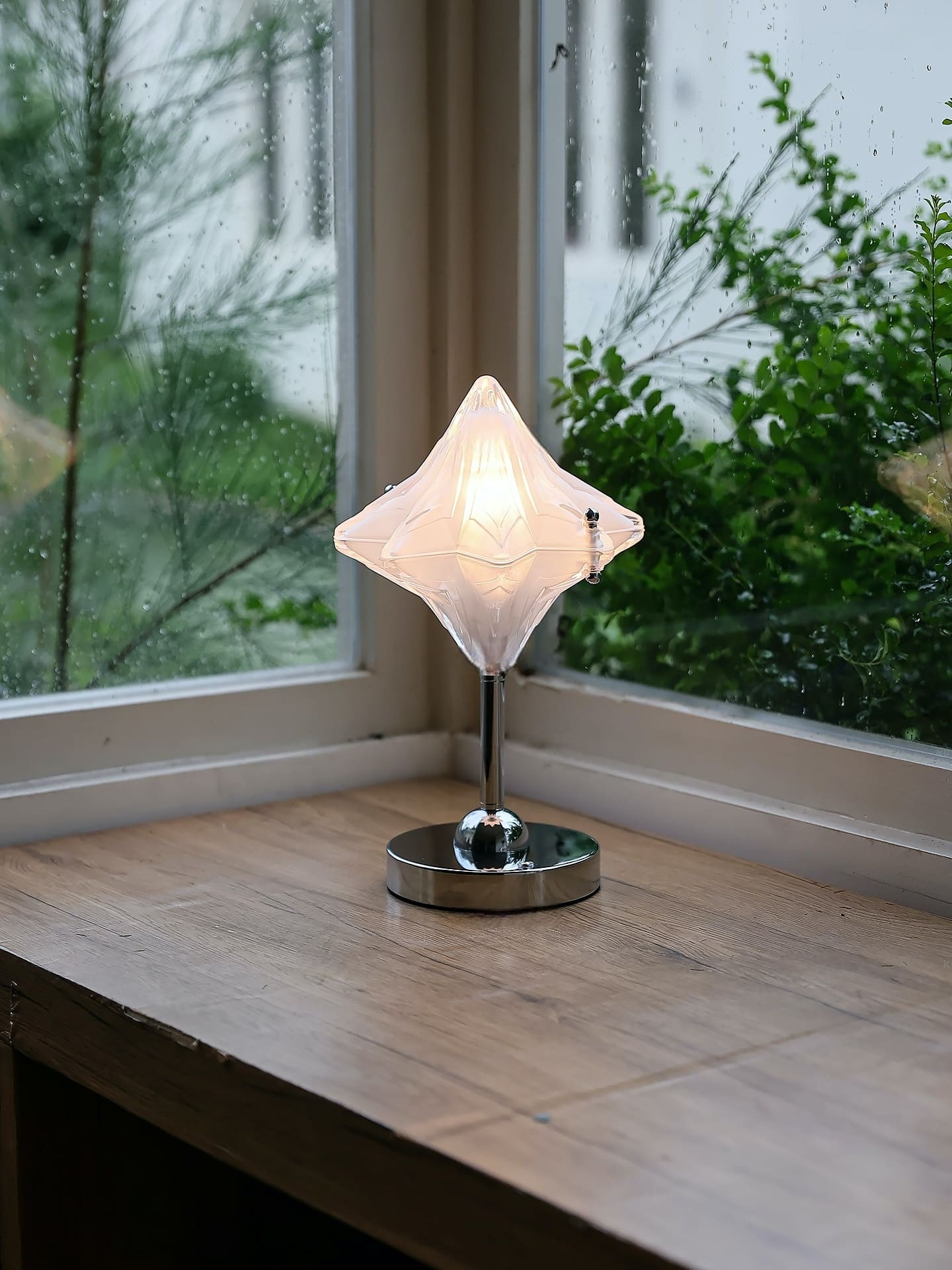 Art Deco Star Tafellamp - Matglaslamp voor Moderne Slaapkamers - Astris Lyra HL1794
