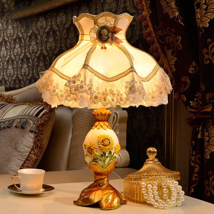 Europese stijl luxe metalen zonnebloem tafellamp HL876