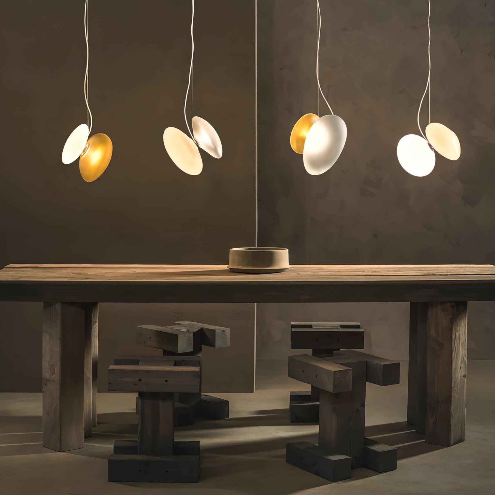 Doorschijnende hanglamp van matglas HL867