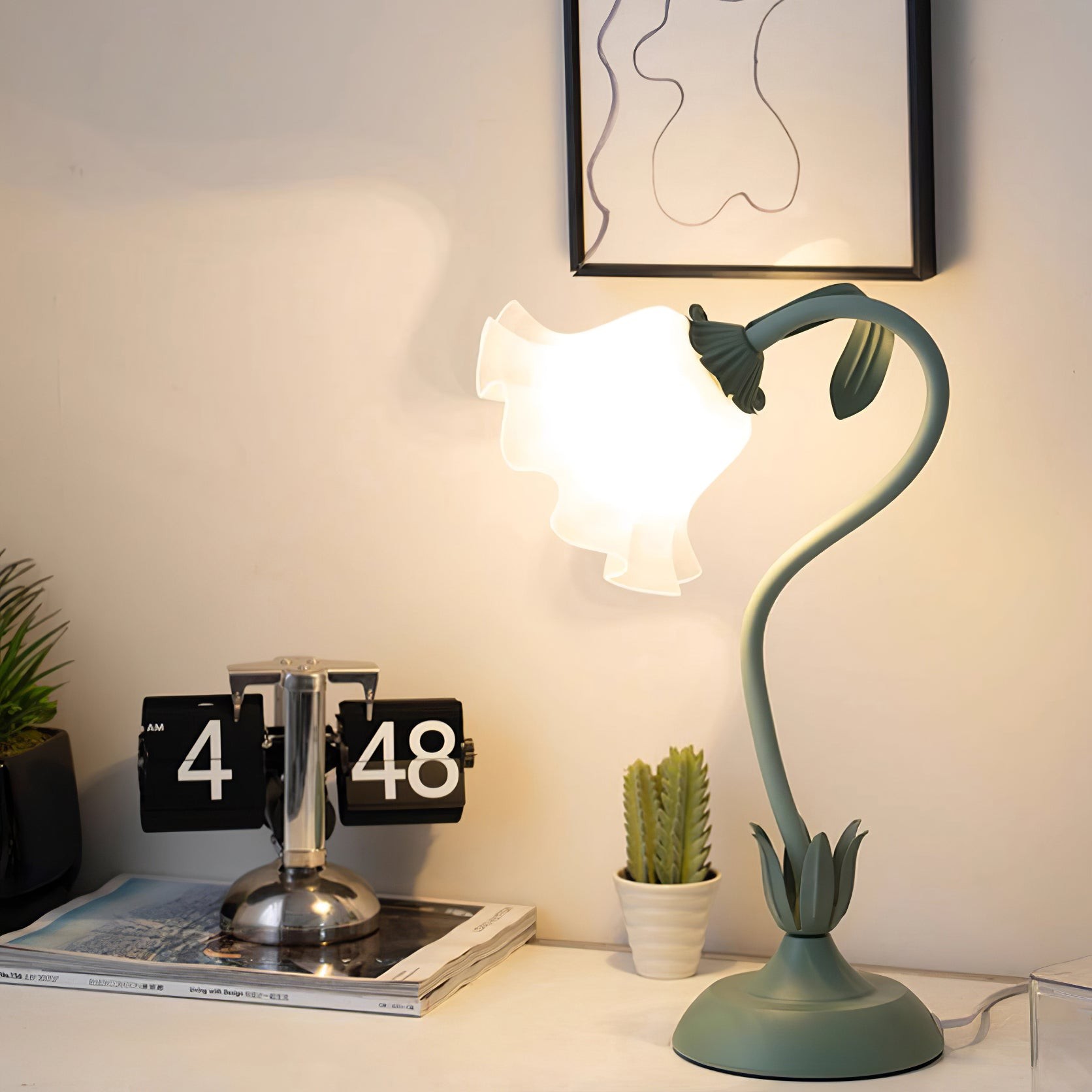 Nordic Lily Flower Tafellamp HL83