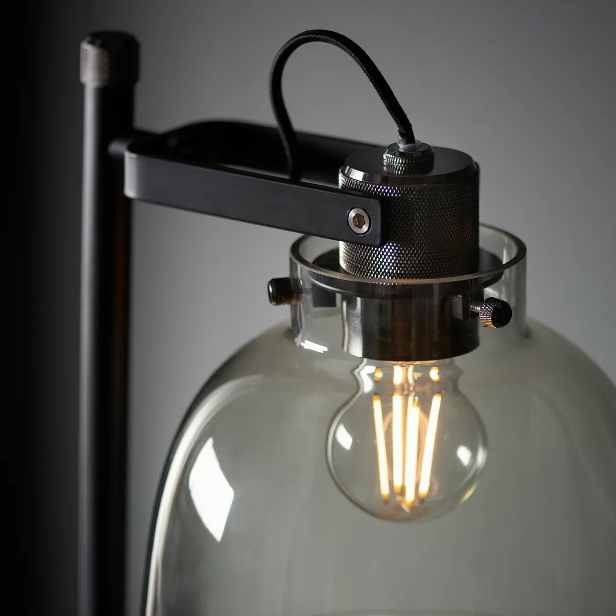 Readium industriële vloerlamp - Verstelbare glazen kop met metalen voet voor woonkamer en slaapkamer HL2063
