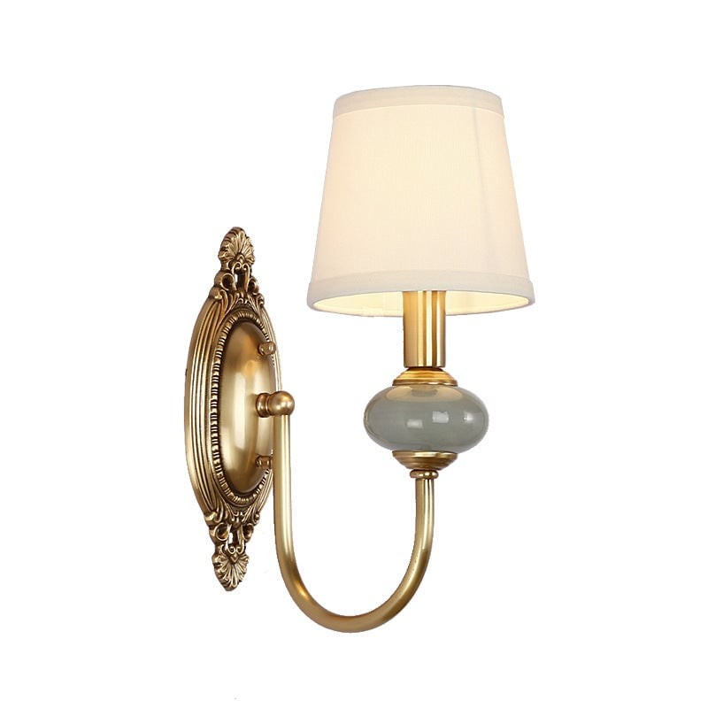 Klassieke wandlamp met stoffen kap - keramische wandlamp voor hal of slaapkamer HL1805